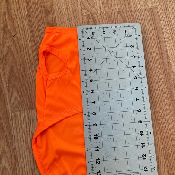 Price drop … NWOT Lightweight Material Dog (Puppy) Shirt with Saying - Picture 6 of 7